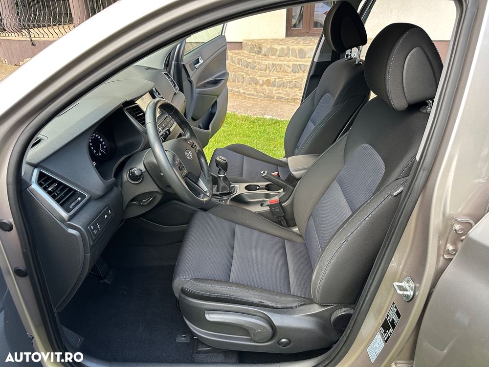 Hyundai Tucson blue 1.7 CRDi 2WD Style - 10