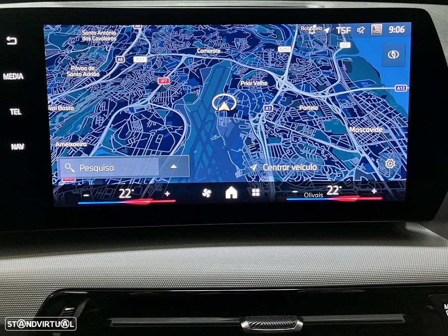 BMW X1 sDrive18i - 28