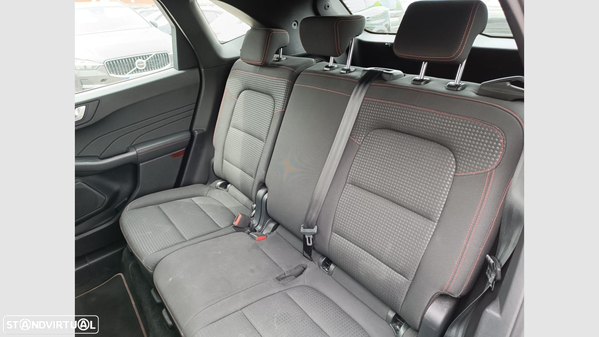 Ford Kuga 1.5 EcoBoost ST-Line - 11