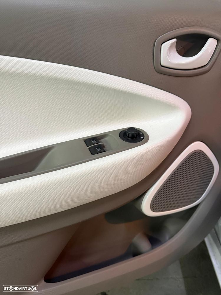 Renault Zoe (c/ Bateria) Life 40 - 12