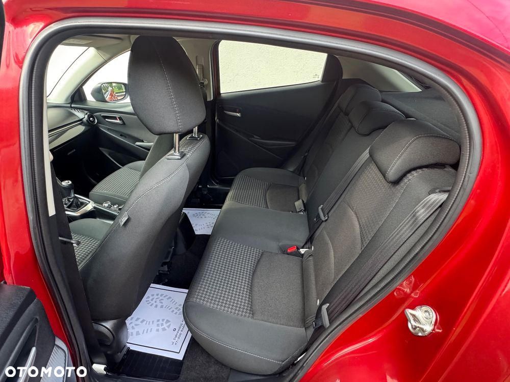 Mazda 2 - 15