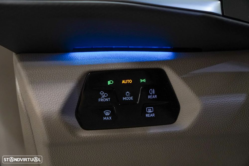 VW Multivan 2.0 TDI Style Longa DSG - 22