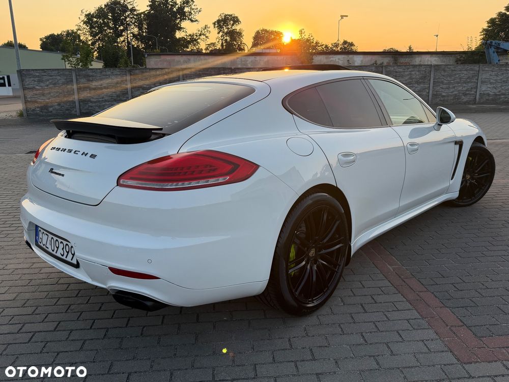 Porsche Panamera 4 Edition - 23