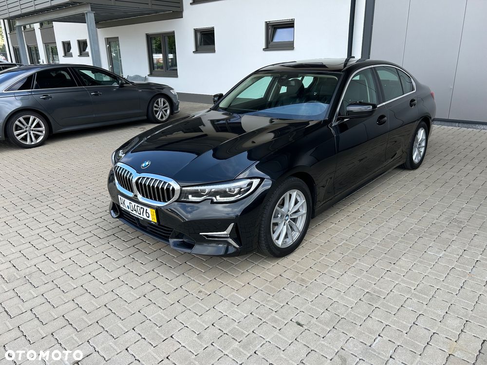 BMW Seria 3 320d MHEV Luxury Line - 9