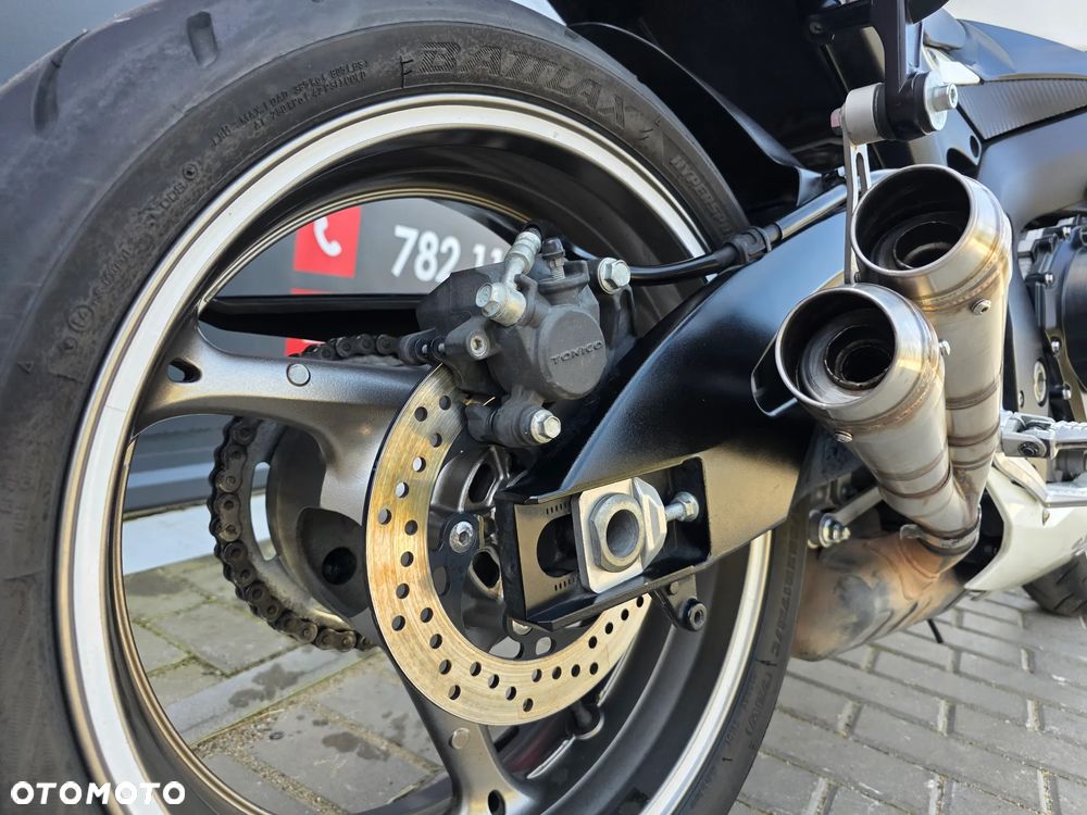 Suzuki GSX-R - 20