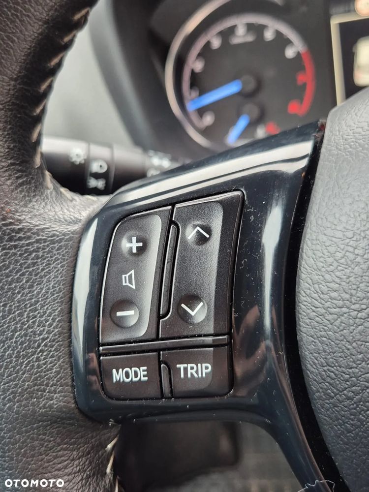 Toyota Yaris 1.5 Premium - 37