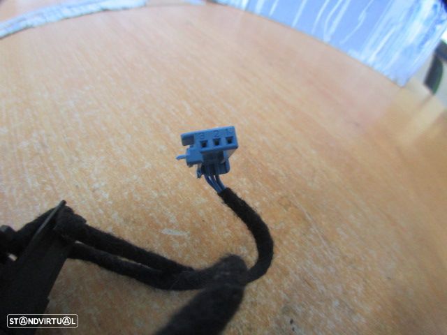 Interruptor 98084115ZD PEUGEOT 208 2014 1.4HDI 70CV 5P BRANCO CONTROLOS DE VOLANTE PEUGEOT 208 2015 1.6HDI 92CV 5P BRANCO - 4