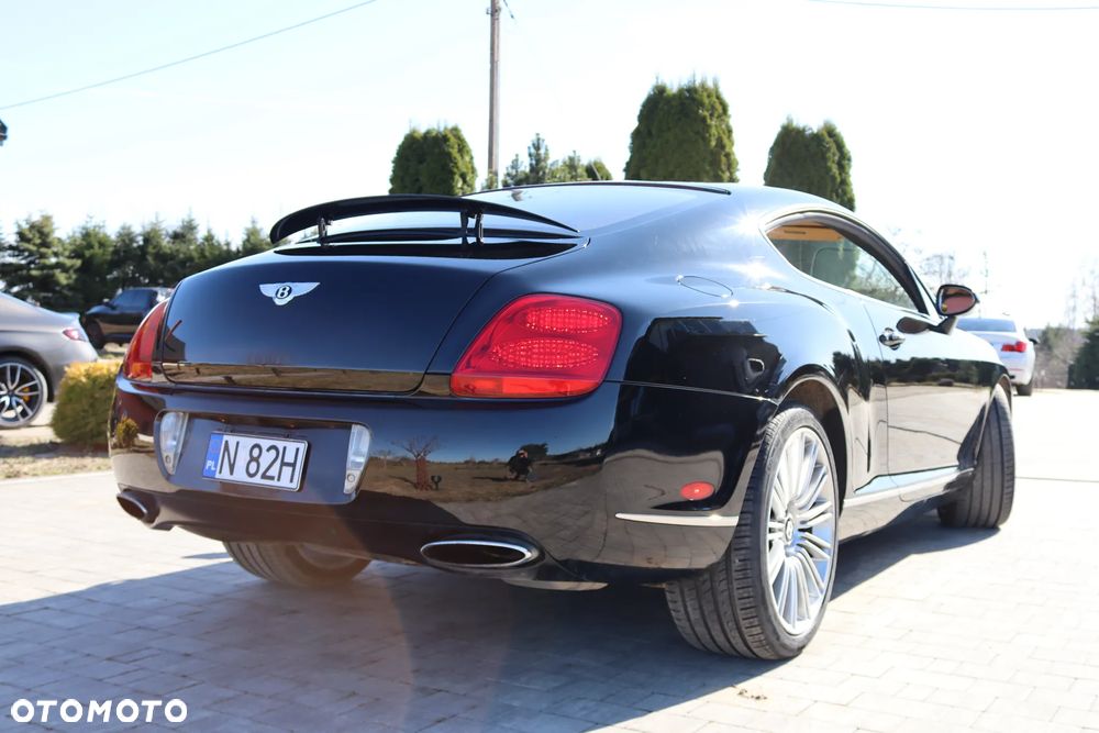 Bentley Continental GT Speed - 12