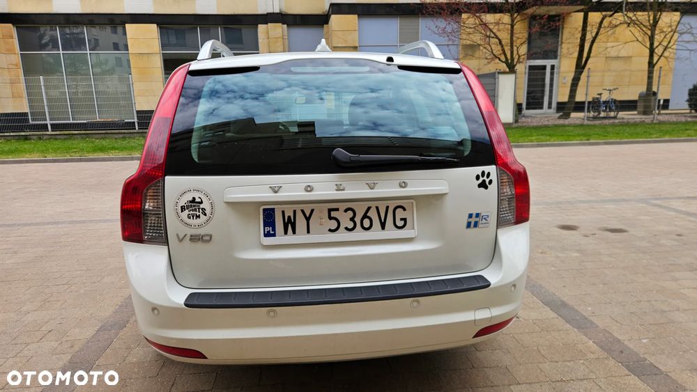 Volvo V50 D2 Kinetic - 10