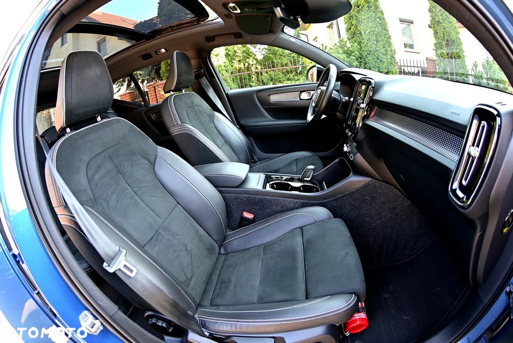 Volvo XC 40 T3 Geartronic RDesign - 17