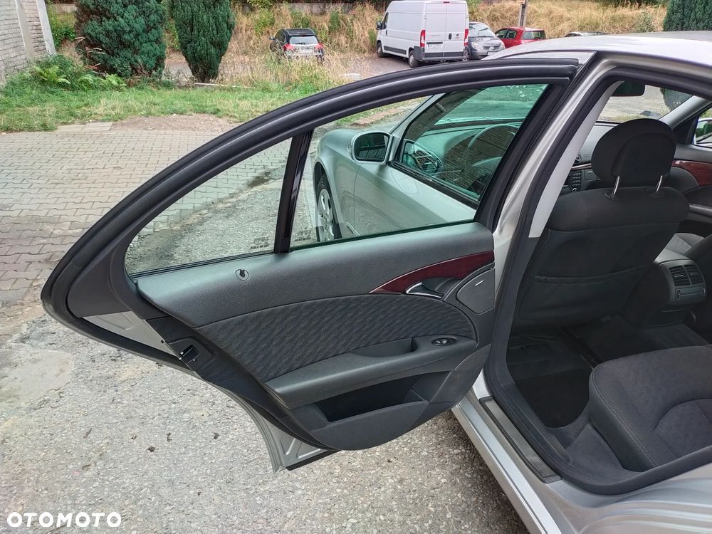 Mercedes-Benz Klasa E 220 CDI Automatik Classic - 10