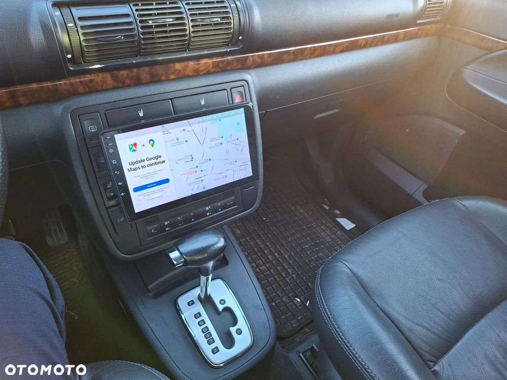 Ford Galaxy 2.8 V6 Ghia - 9