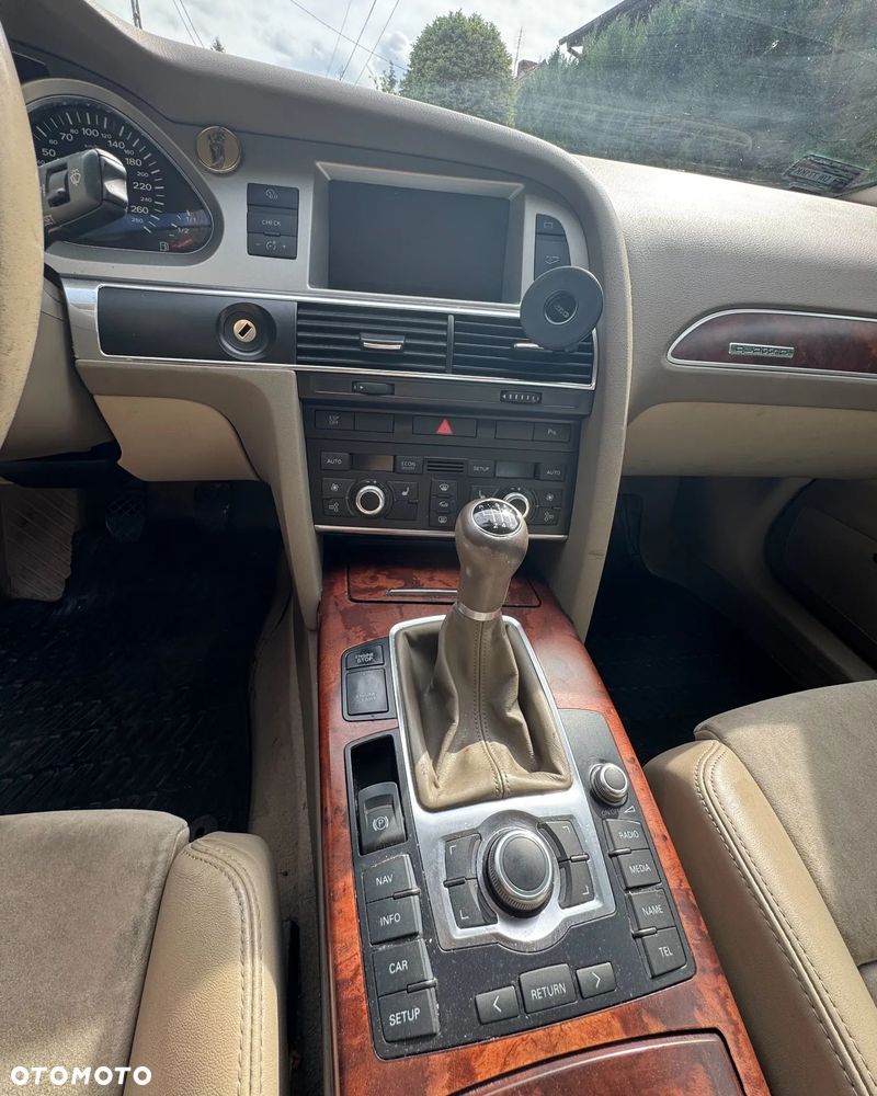 Audi A6 Avant - 9