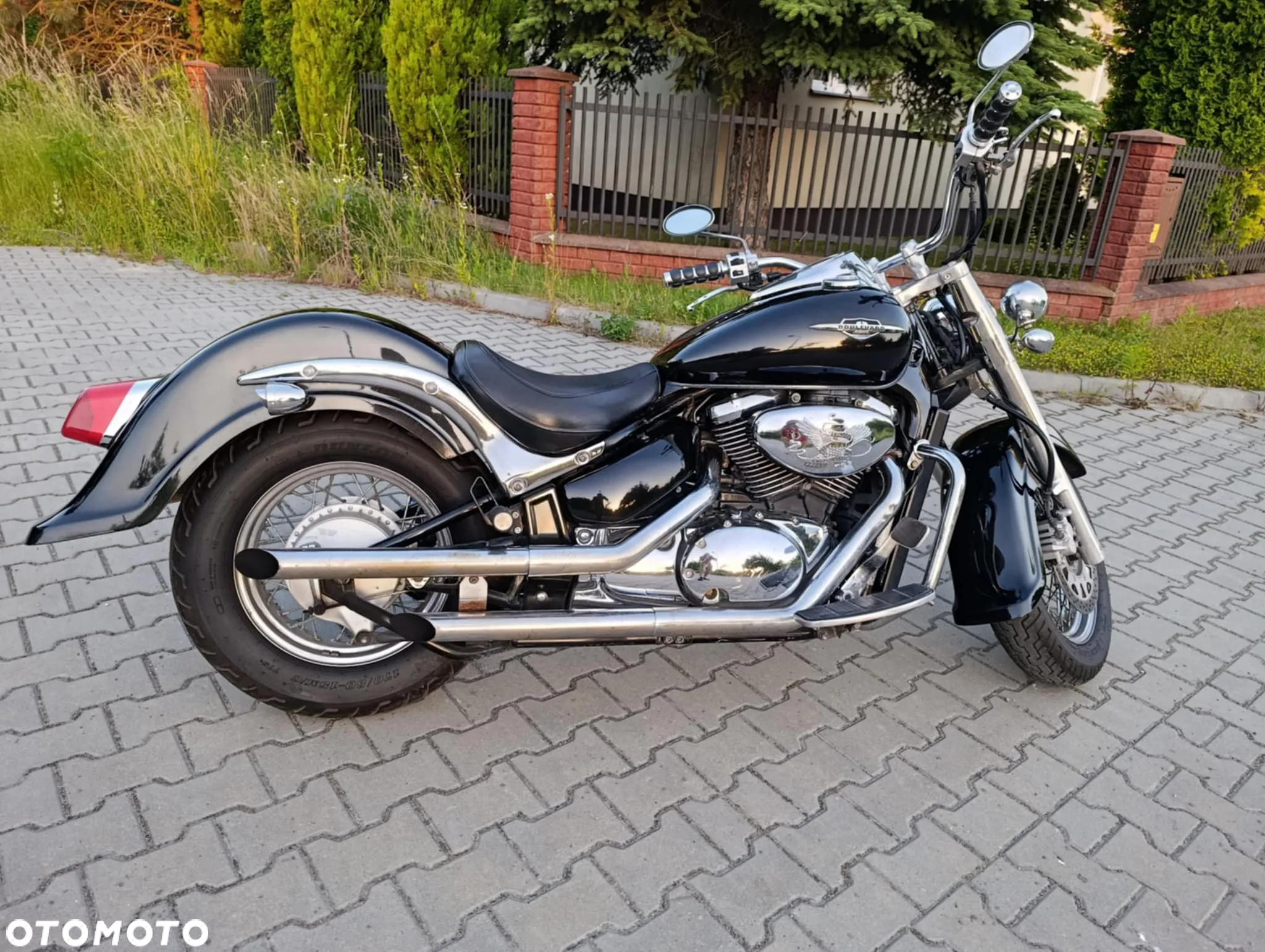 Suzuki Boulevard - 10