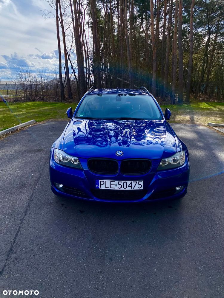 BMW Seria 3 318d DPF Edition Exclusive - 9