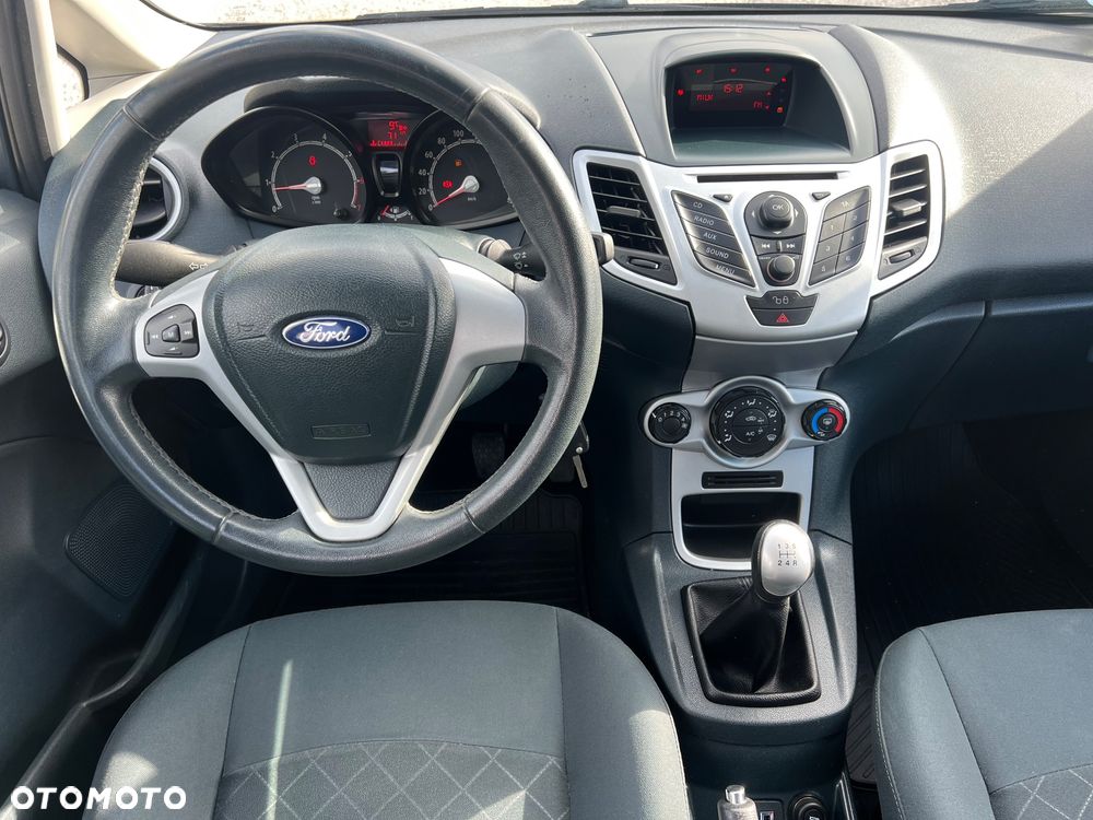 Ford Fiesta 1.25 Ambiente - 9