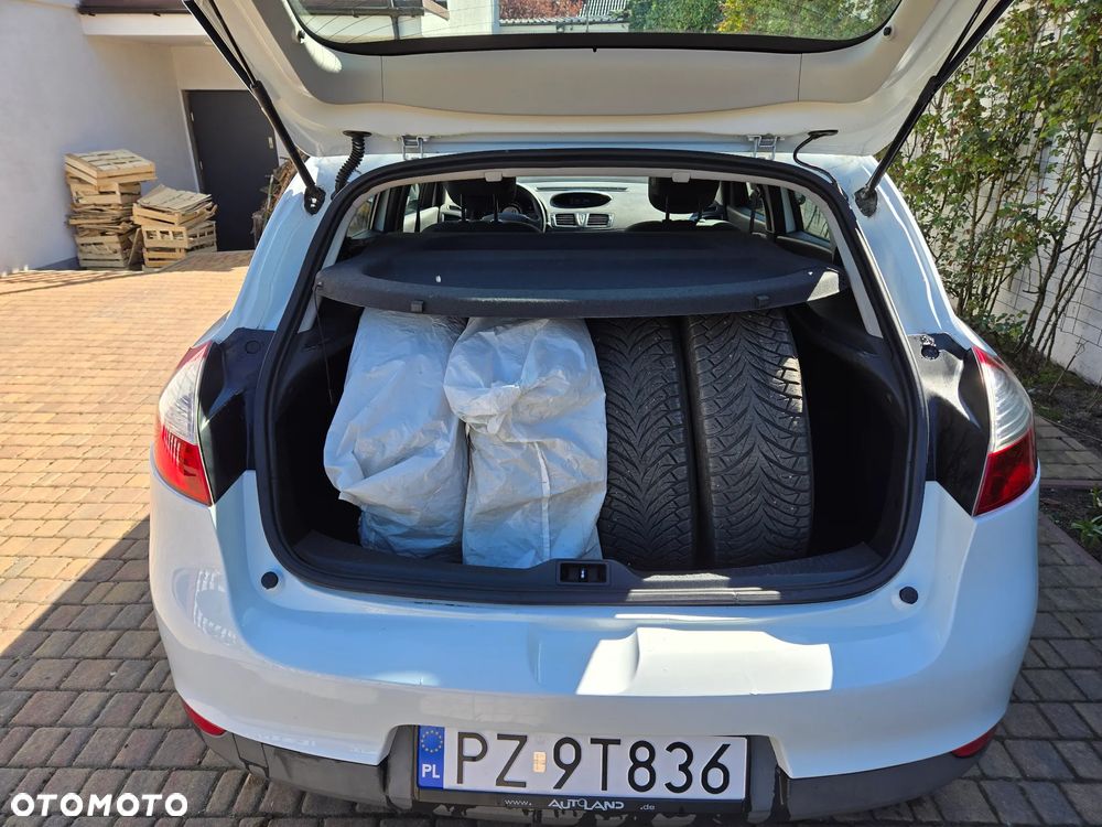Renault Megane ENERGY TCe 115 Start & Stop Authentique - 11
