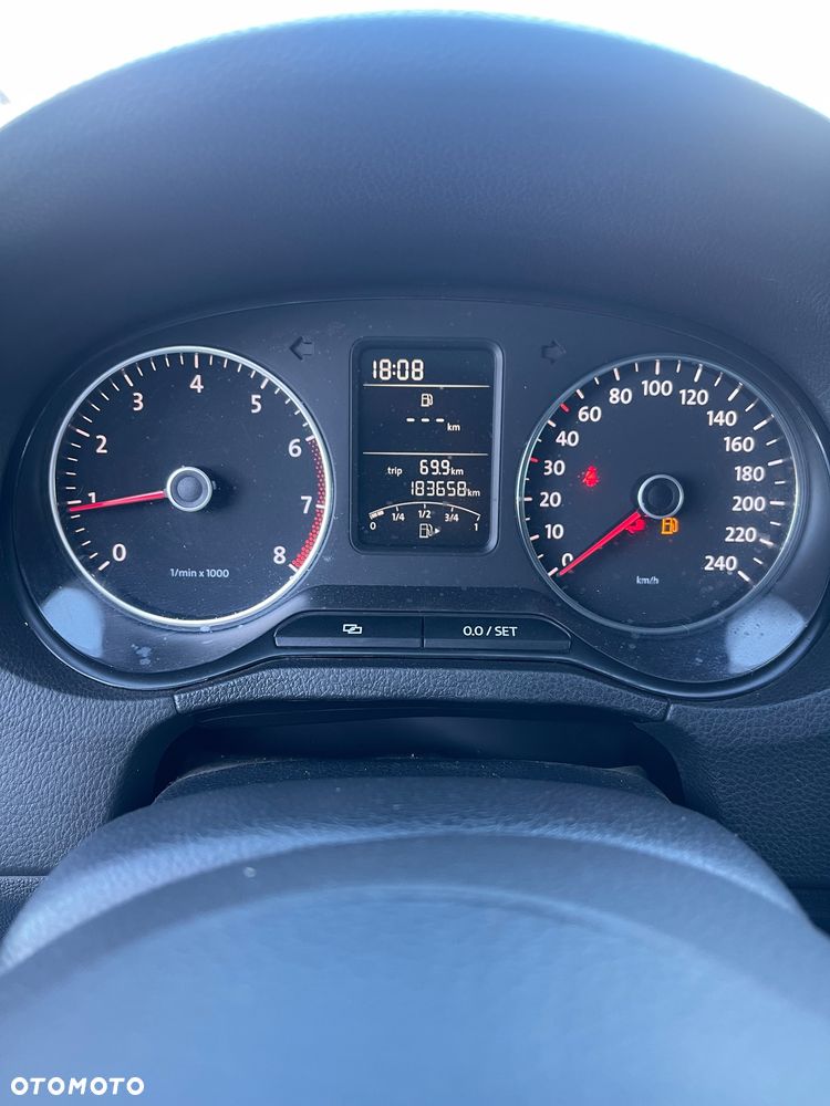 Volkswagen Polo - 26
