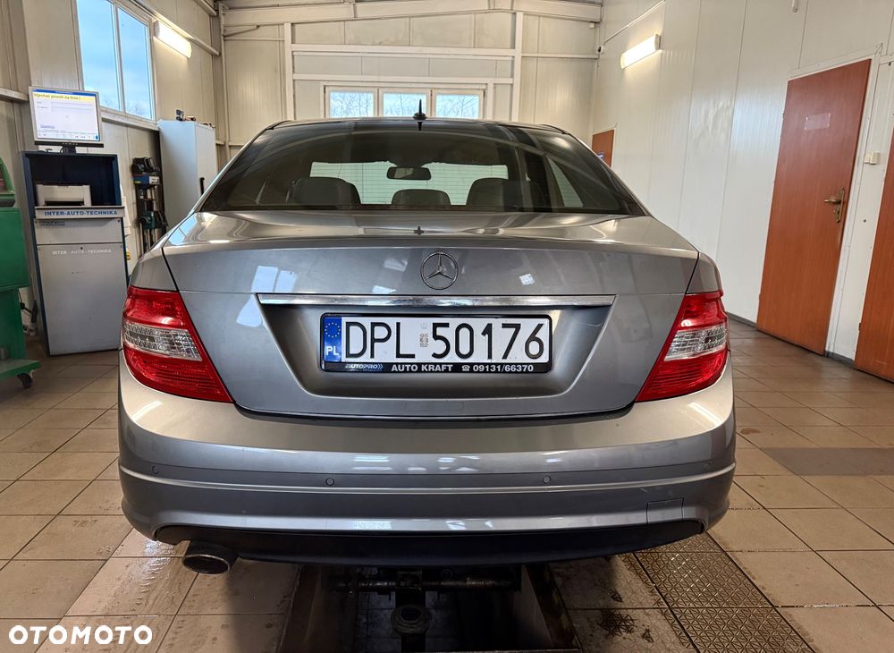 Mercedes-Benz Klasa C 200 Kompressor Avantgarde - 9