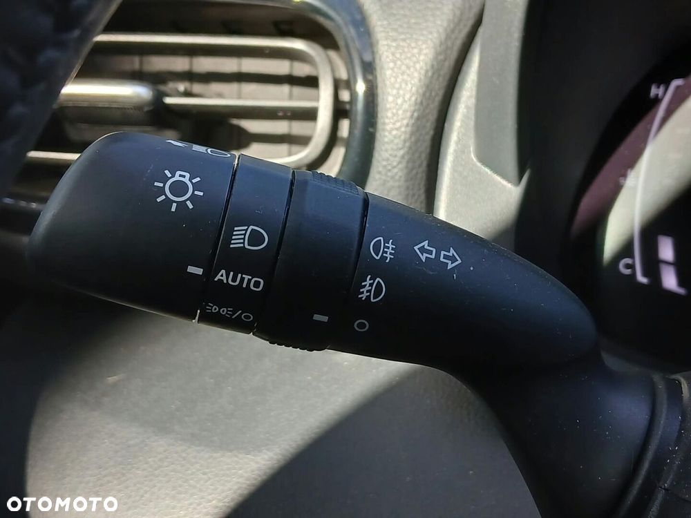 Toyota Yaris Cross Hybrid 1.5 Style - 27