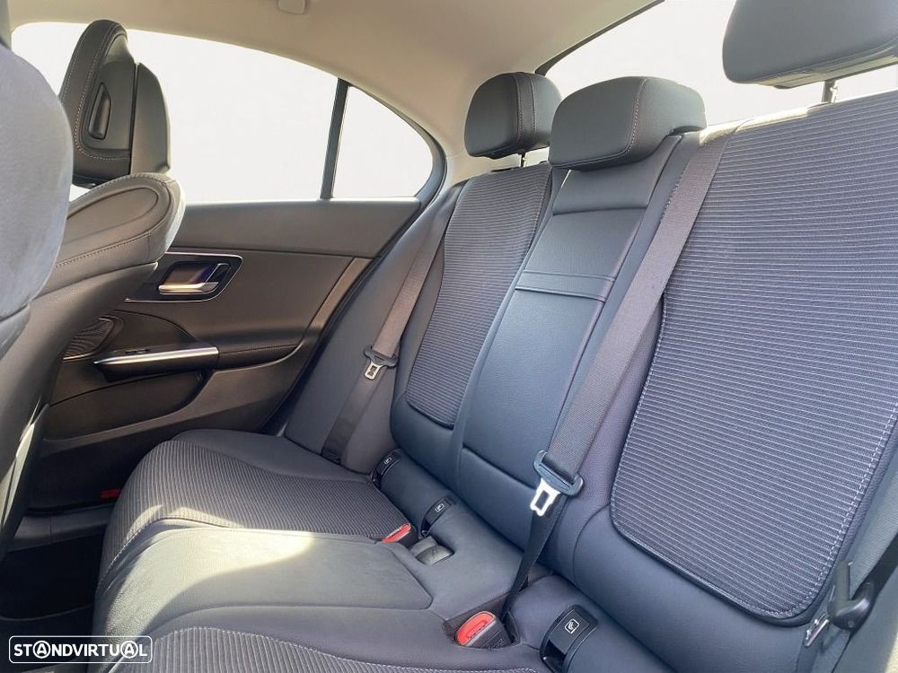 Mercedes-Benz C 220 d Avantgarde - 14