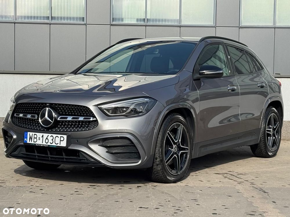 Mercedes-Benz GLA 200 AMG Line - 3