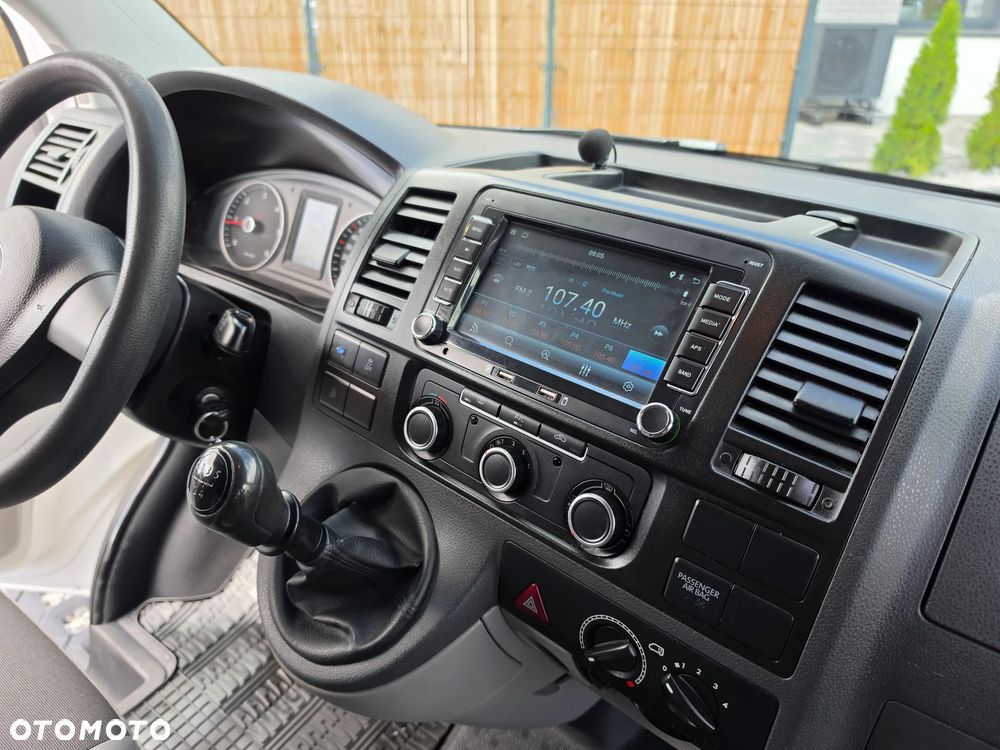 Volkswagen Transporter L1H1 - 12