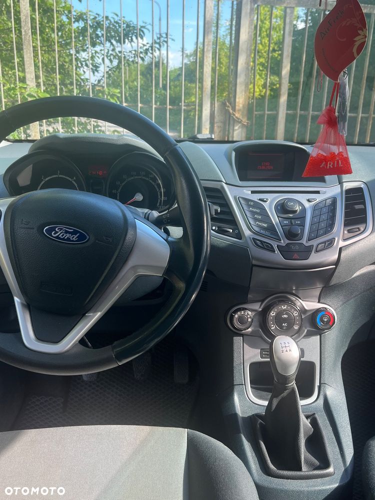 Ford Fiesta 1.6 TDCi Sport - 9