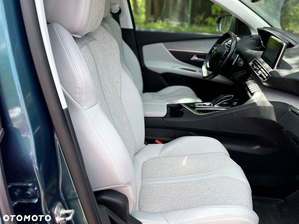 Peugeot 5008 THP 165 EAT6 Allure - 12
