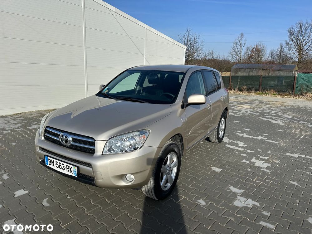 Toyota RAV4 2.2 D-4D 4x4 - 2