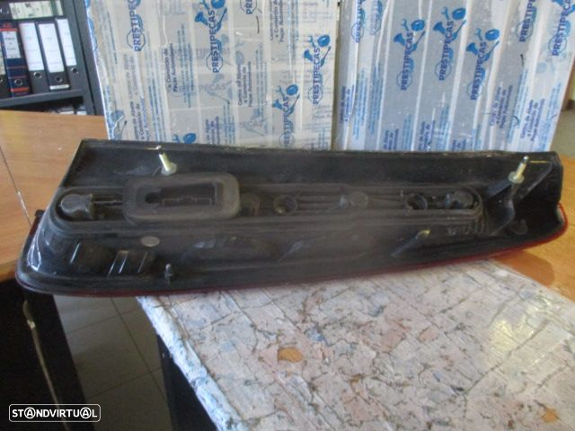 Farol Tras 02S1012A00AR FORD C MAX 2004 Te Hella - 2