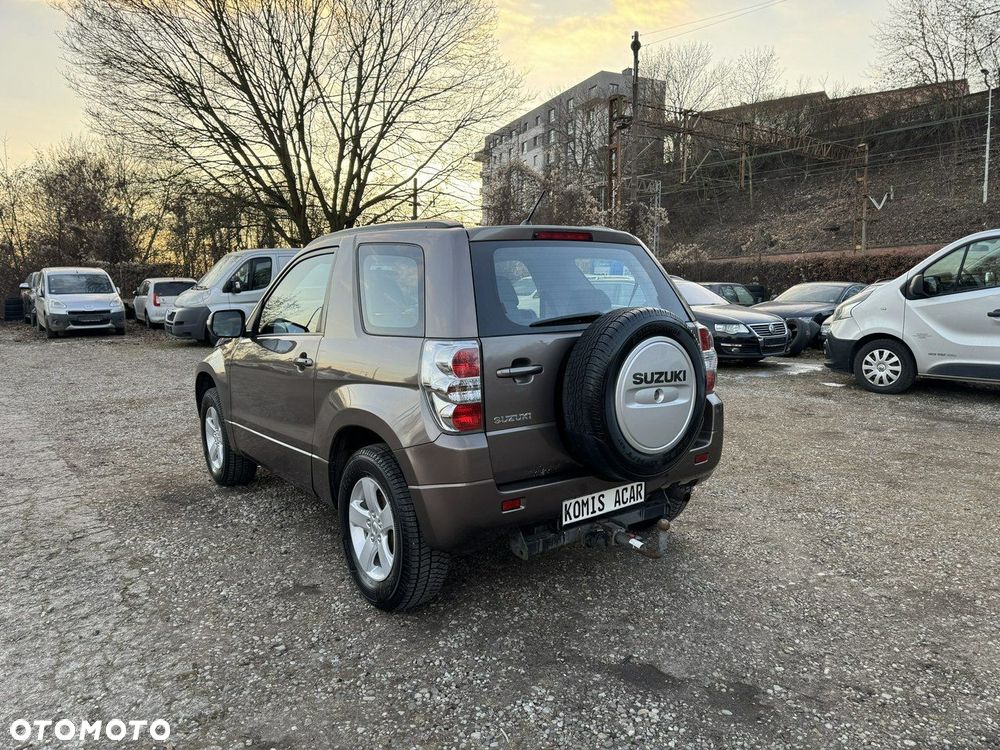 Suzuki Grand Vitara - 27
