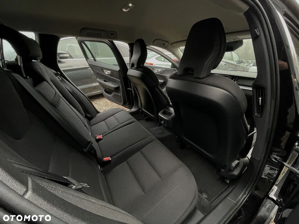 Volvo V60 D4 Geartronic Summum - 18