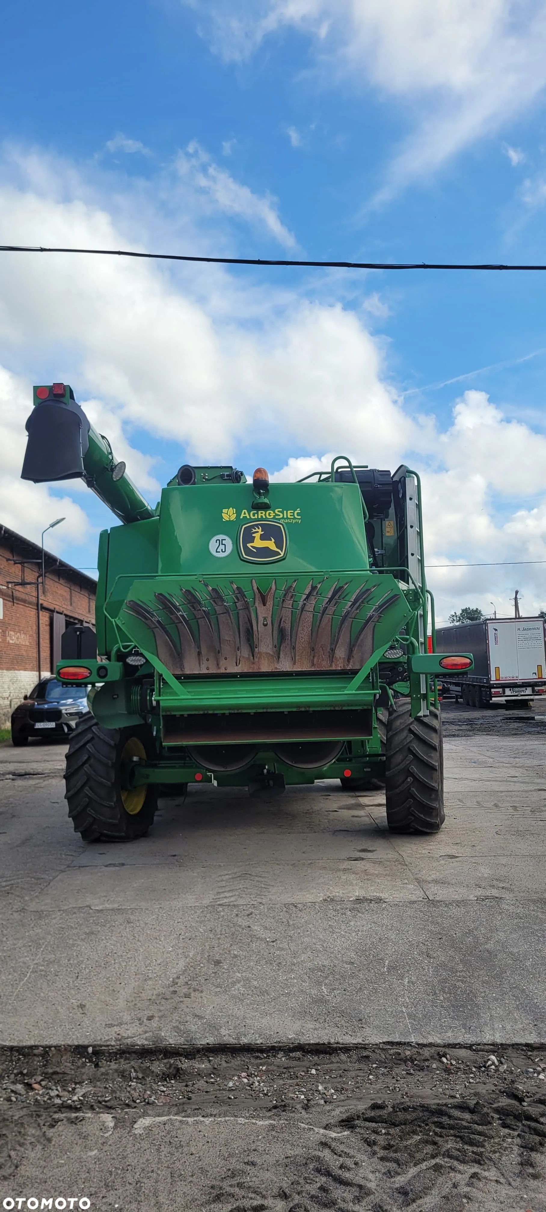 John Deere T670i - 8