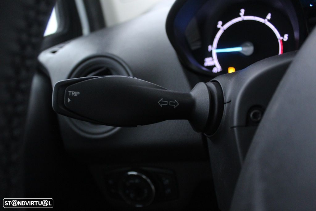 Ford transit Courier Van Trend 1.5 TDCi 100cv - 21