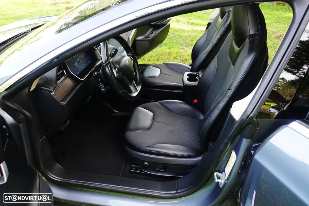 Tesla Model S Standard - 33