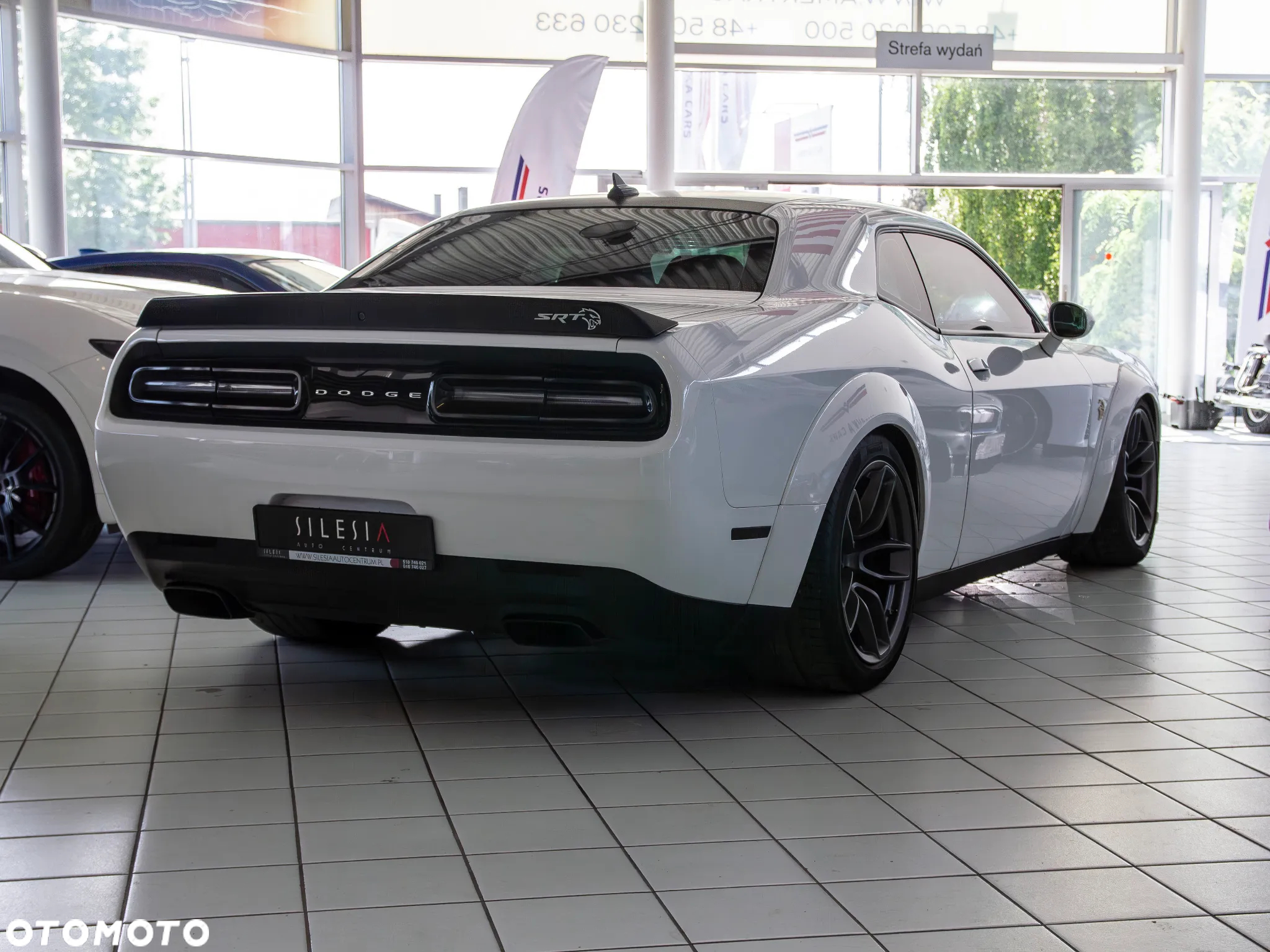 Dodge Challenger - 7