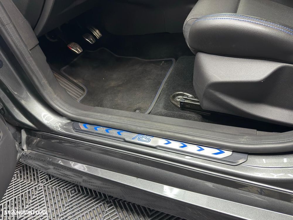 Ford Focus 2.3 EcoBoost RS Pack Performance - 27