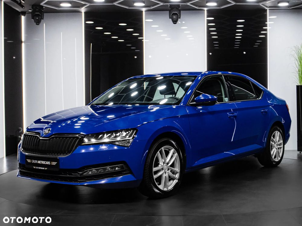 Skoda Superb 2.0 TDI SCR Ambition - 2