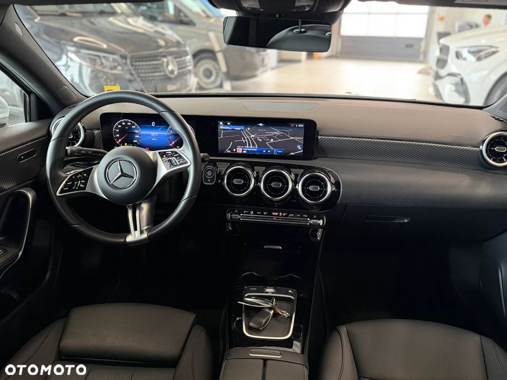 Mercedes-Benz Klasa A 200 Progressive 7G-DCT - 9