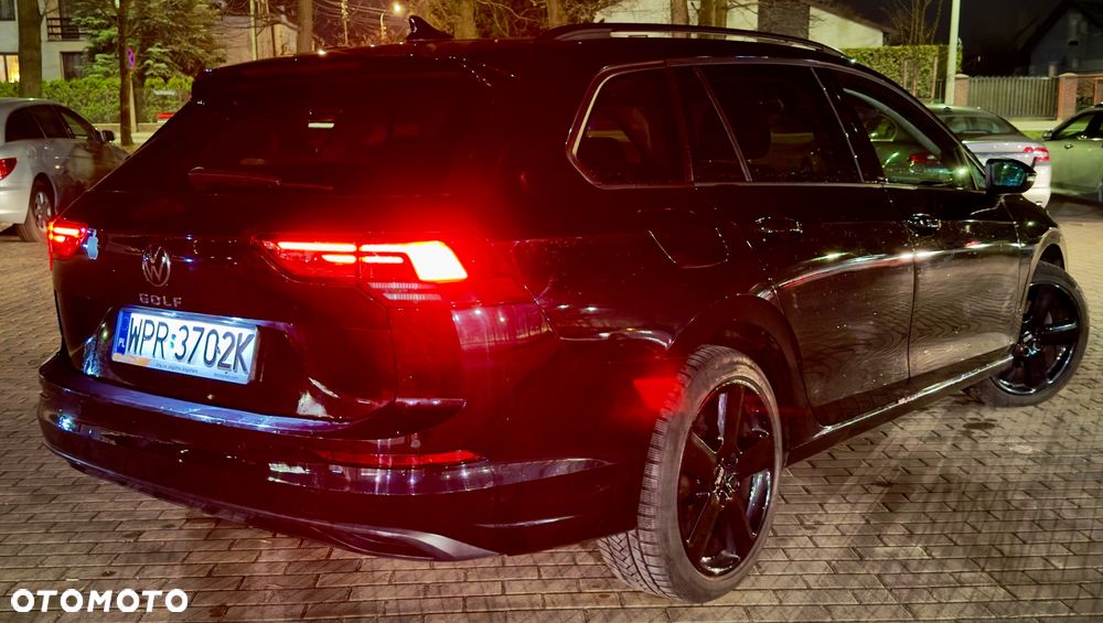 Volkswagen Golf - 24