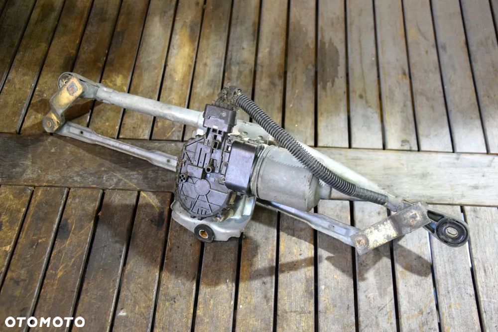 Citroen C5 LIFT 04-08 Mechanizm wycieraczek przód 0390241700
