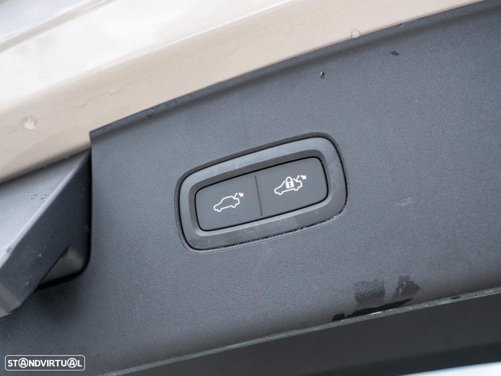 Volvo EX90 111 kWh Twin Motor Performance Ultra - 17