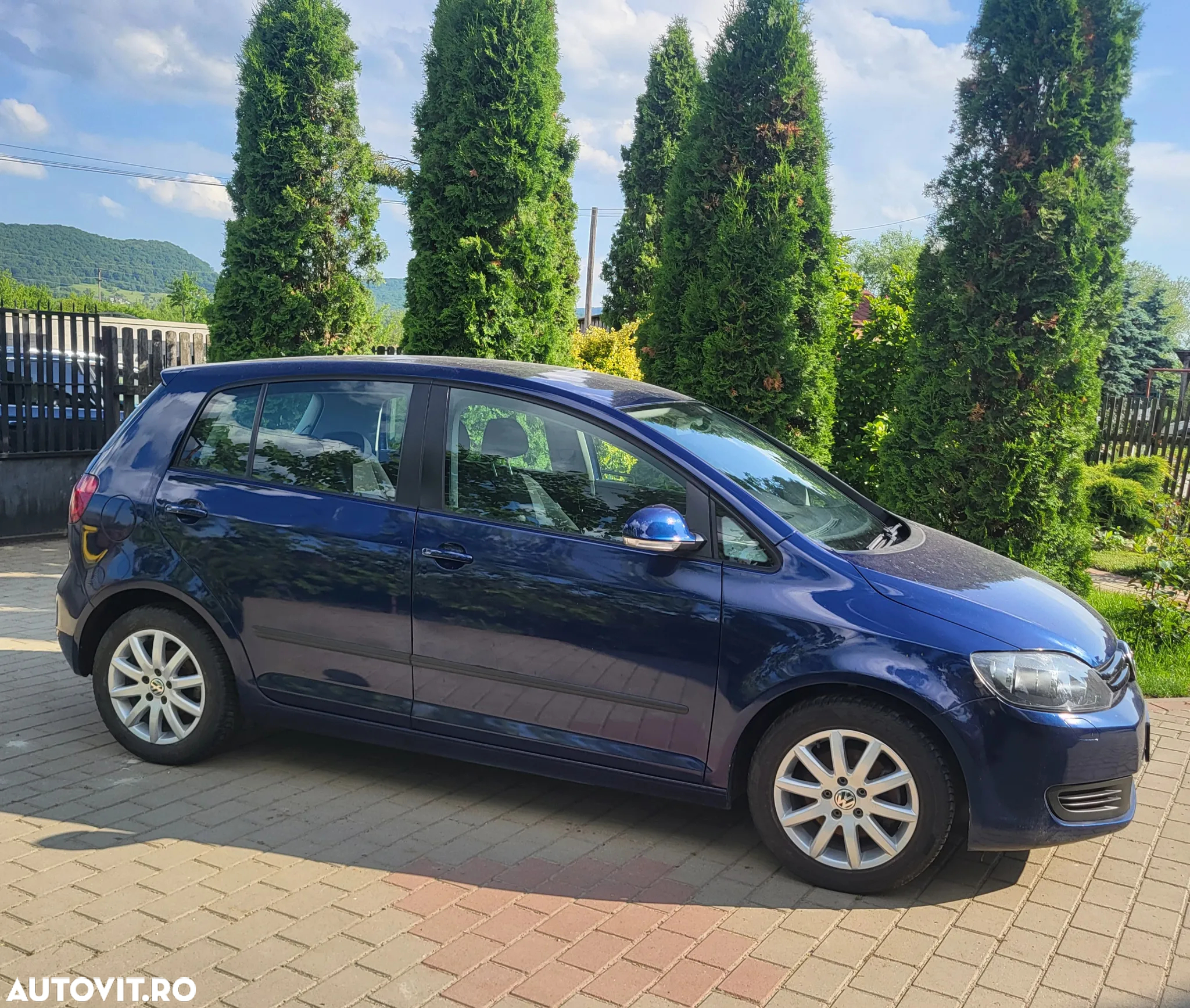 Volkswagen Golf Plus 1.6 TDI DPF BMT Trendline - 11