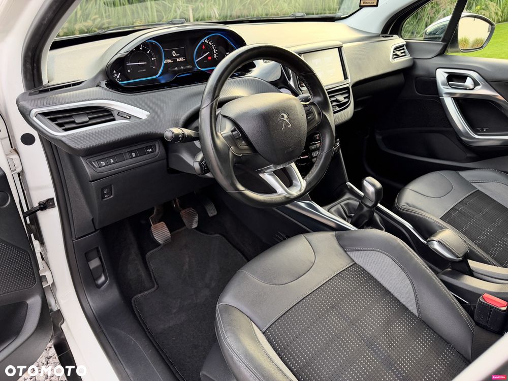 Peugeot 2008 PureTech 82 Allure - 29