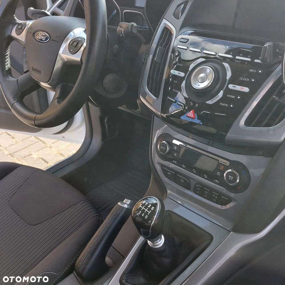 Ford Focus - 13
