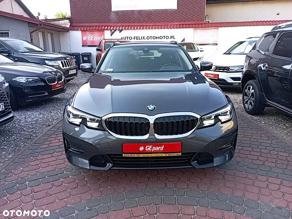 BMW Seria 3 318i - 2