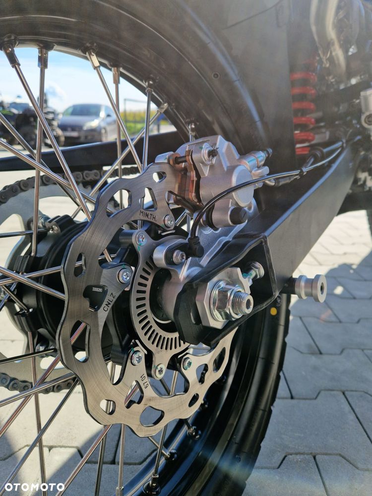QJMOTOR SRT 125DX - 14