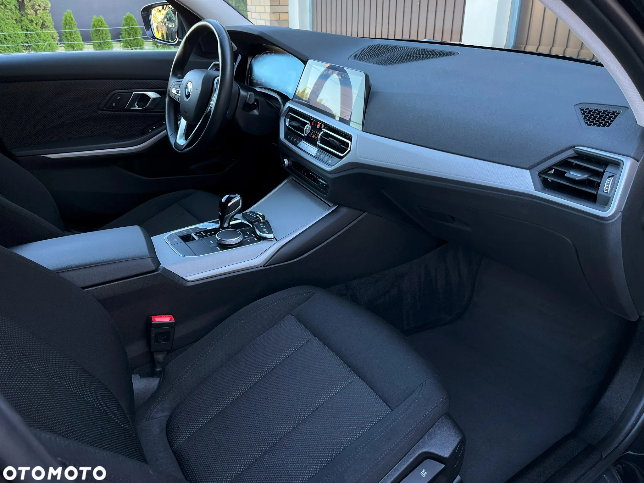 BMW Seria 3 320d xDrive - 13