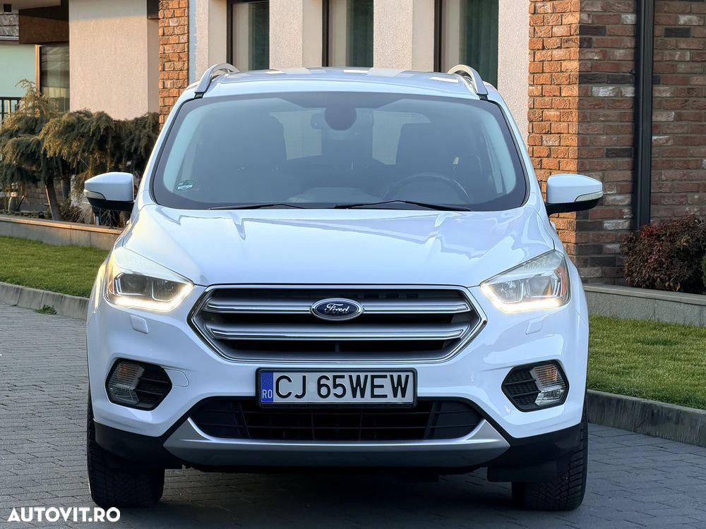 Ford Kuga - 2